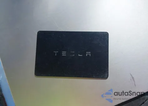 2023 Tesla Model Y Awd/Long Range Dual Motor All-Wheel Drive из США, поврежденный, VIN 7SAYGAEE1PF911557